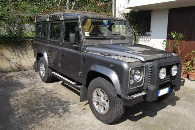 defender-110-sw-2008-2.jpg