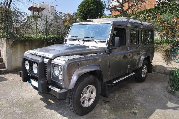 defender-110-sw-2008-3.jpg